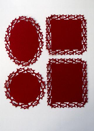 4 Holly Edged Mats