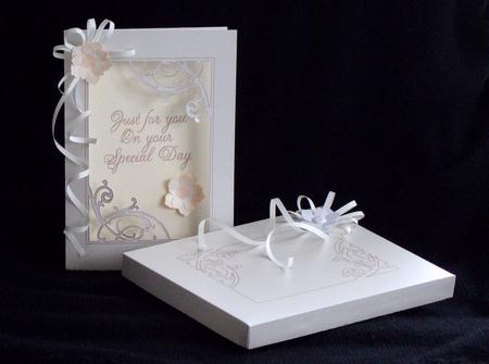 Fancy Frame Peephole Card and Box 