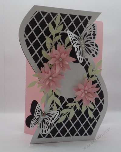 Butterflies on wavy trellis trifold card