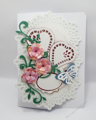 lacy trifold card with hearts.