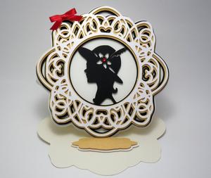 Silhouette In Fancy Frame Easel Card 2 