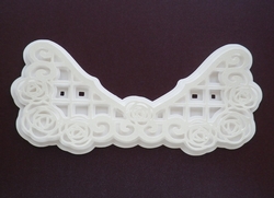 Roses and lattice border