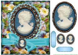 Vintage Cameo in Bleu