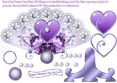 Hearst & Pearls Valentine Fan with Stand