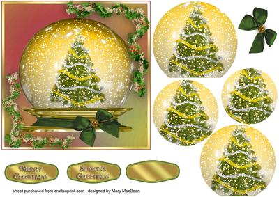 Christmas Tree Snow Globe Pyramid Card