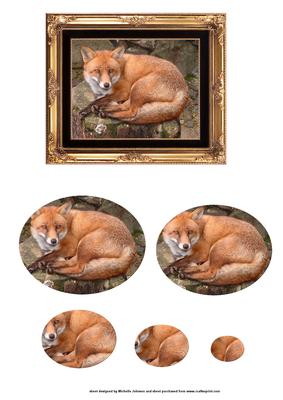 Fox in a Frame Topper with Oval Pyramage