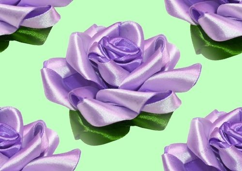 Pretty purple satin roses (Big green background)