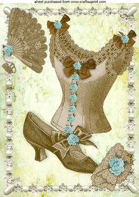 Vintage Ladies Fashion in Pearl Frame A4