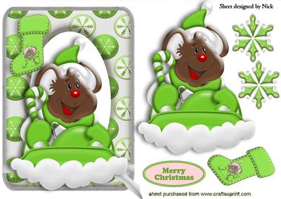 Christmas Mouse in Green on Ski in the Snow