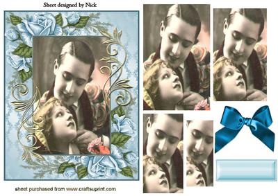 Vintage Lovers in Blue Rose Frame Pyramids