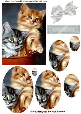 Cute Little Kittens Oval Pyramids