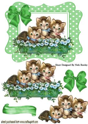 Little Kitties in Green Gingham Frame with Bow