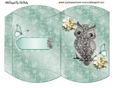 Diamond Owl with Cream Roses Pillow Box