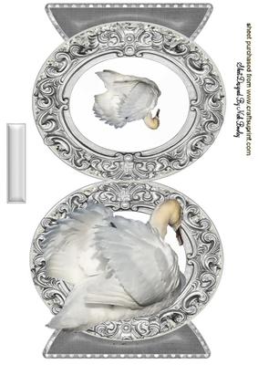 White Swan in Antique Frame Quick Card