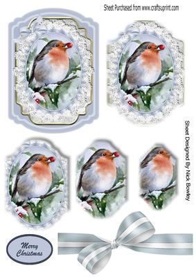 Robin in the Snow on Lace Bracket with Bow Bracket Pyramids