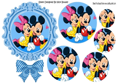 Cute minnie and mouse in ornate frame pyramids with dotty bow