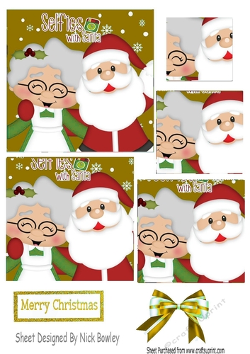 A selfie with santa and Mrs Claus  gold pyramids