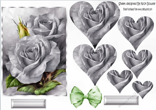 pretty A5 silver roses in heart pyramids with organza bow