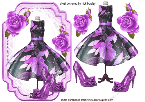 pretty dress & accessories with roses on lace A5