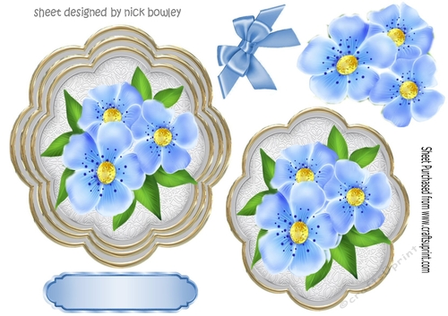 pretty blue flowers on a ornate topper with corner bows