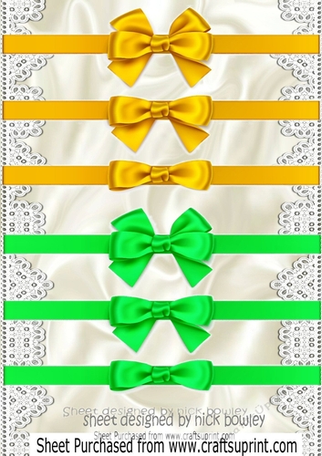 pretty border bows in three designs Green/Gold PNG