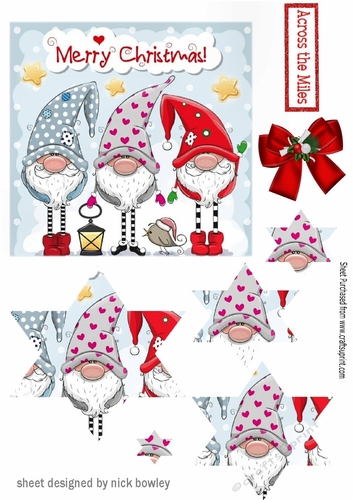 Trio of santas elves with bow and star pyramids (blue)