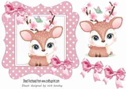 Cute deer in polkadot 7x7 frame with pink bows