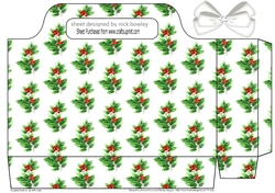 Lovely holly and berry tote gift bag