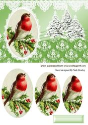 Little Robin with Christmas Trees Oval Pyramids
