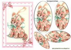Cuddly Patchwork Kitten, with Bows Oval Pyramids