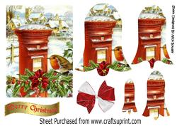 Pretty Robin and Cottages Snow Scene Bell Pyramids