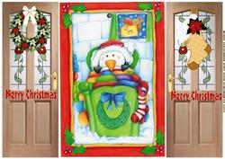 Cute Little Penguin Waiting for Santa Gatefold