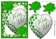 Kiss me heart! with green roses