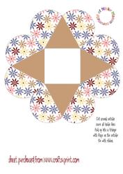 Daisy Pyramid Box