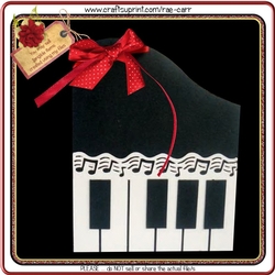534 Piano Shaped Music Card