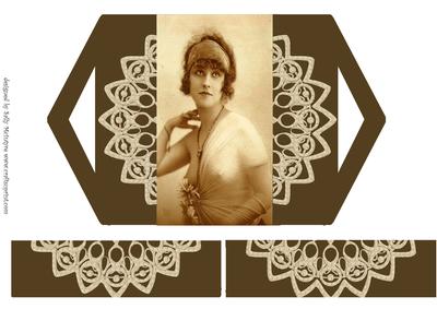 Triangle Gatefold Vintage Lady in Vintage Colours