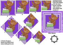 Bear with Parcels Star Pyramid