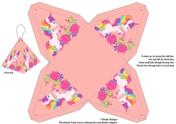 Folded Triangle Box - Unicorns