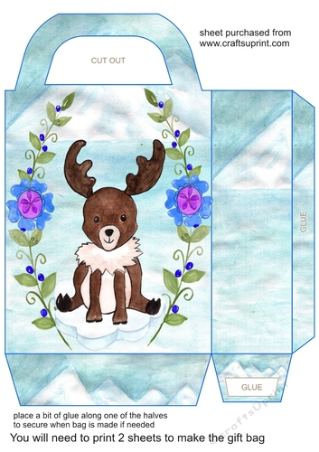 Polar moose gift bag
