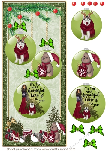Green wonderful time of the year Christmas bauble card front