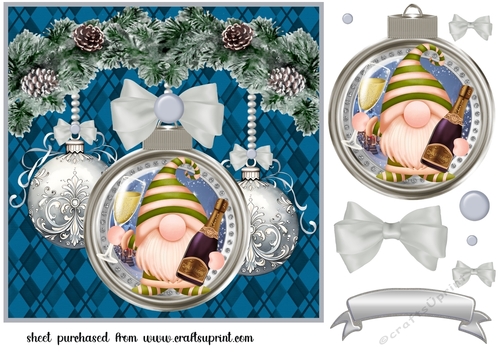 Christmas gnome bauble card front 2