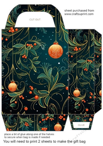 Traditional themed Christmas gift bag 7