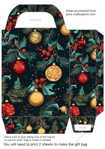 Traditional themed Christmas gift bag 11