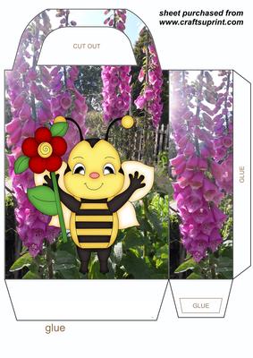 Floral Bee Gift Bag 1
