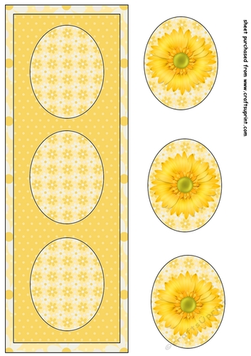 Yellow gerbera daisy trio card front