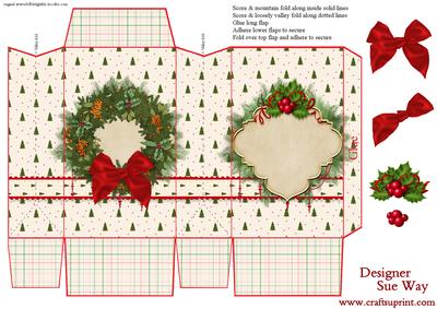 Holly Wreath Festive Pinch Bag