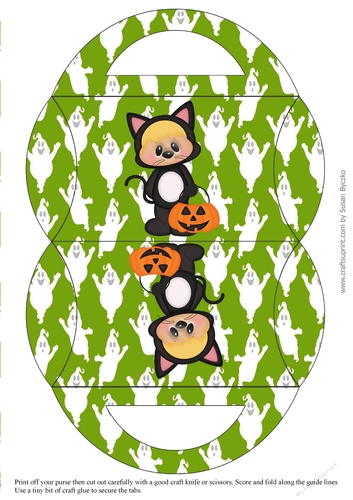 Halloween Kitten Candy Purse with Green Background 