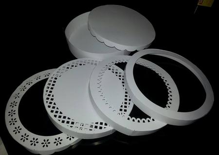 Large Round Box with Choice 5 Lids