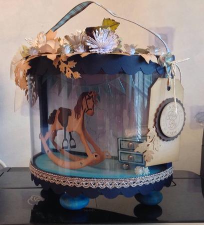 Large Curved Display Box