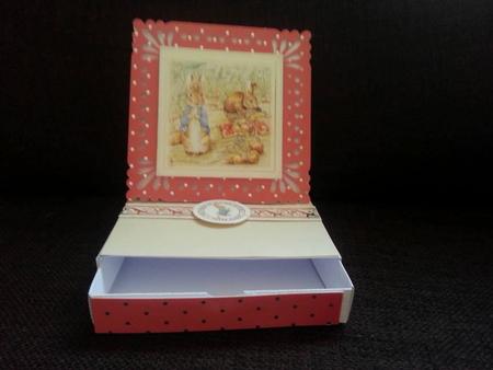 Square With Fancy Edge Easel Card With Drawer Box